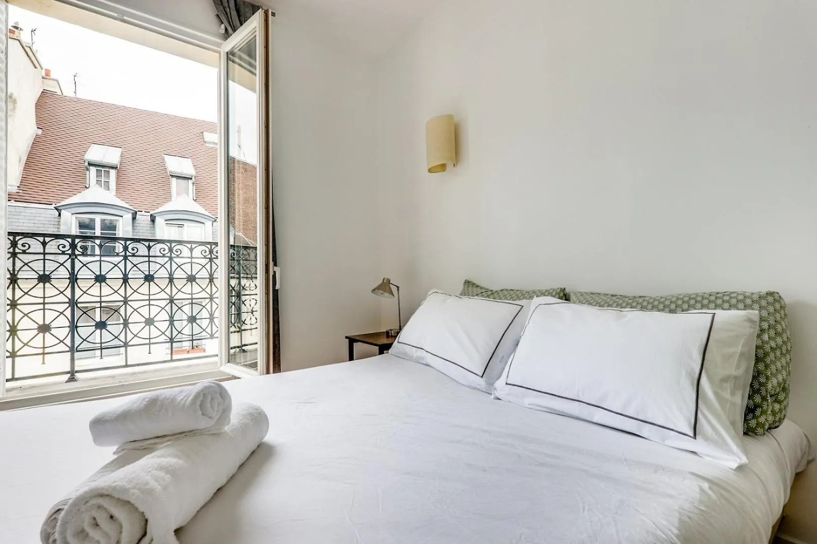Le Caviste - Pantheon - Bail Mobilite Apartment Paris France