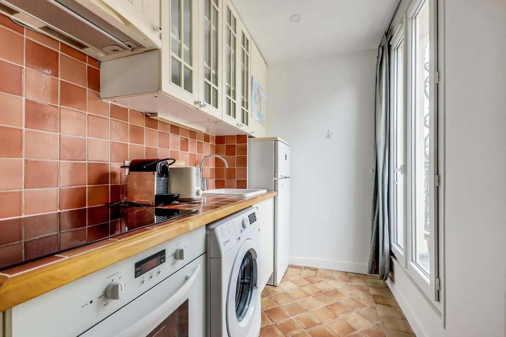Le Caviste - Pantheon - Bail Mobilite Apartment Paris